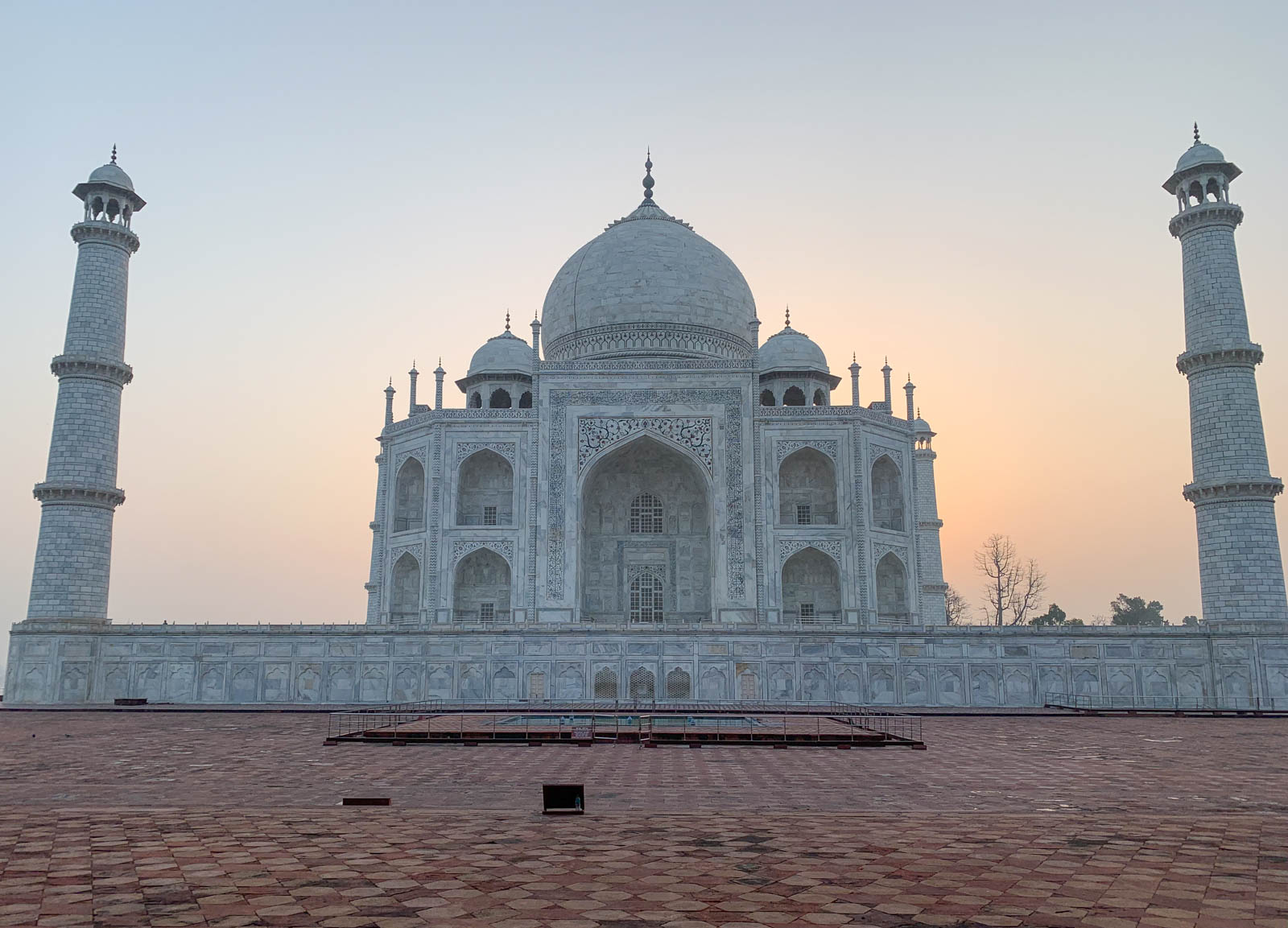 Brian may have gotten yelled at by some influencers as he took this sunrise Taj Mahal photo